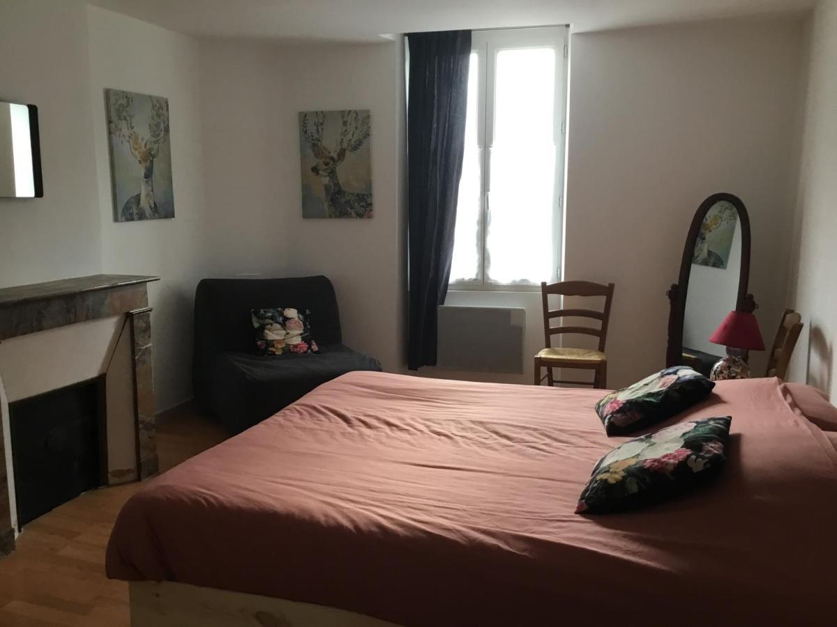 Maison De Centre Ville 6 Personnes Précigné Екстериор снимка
